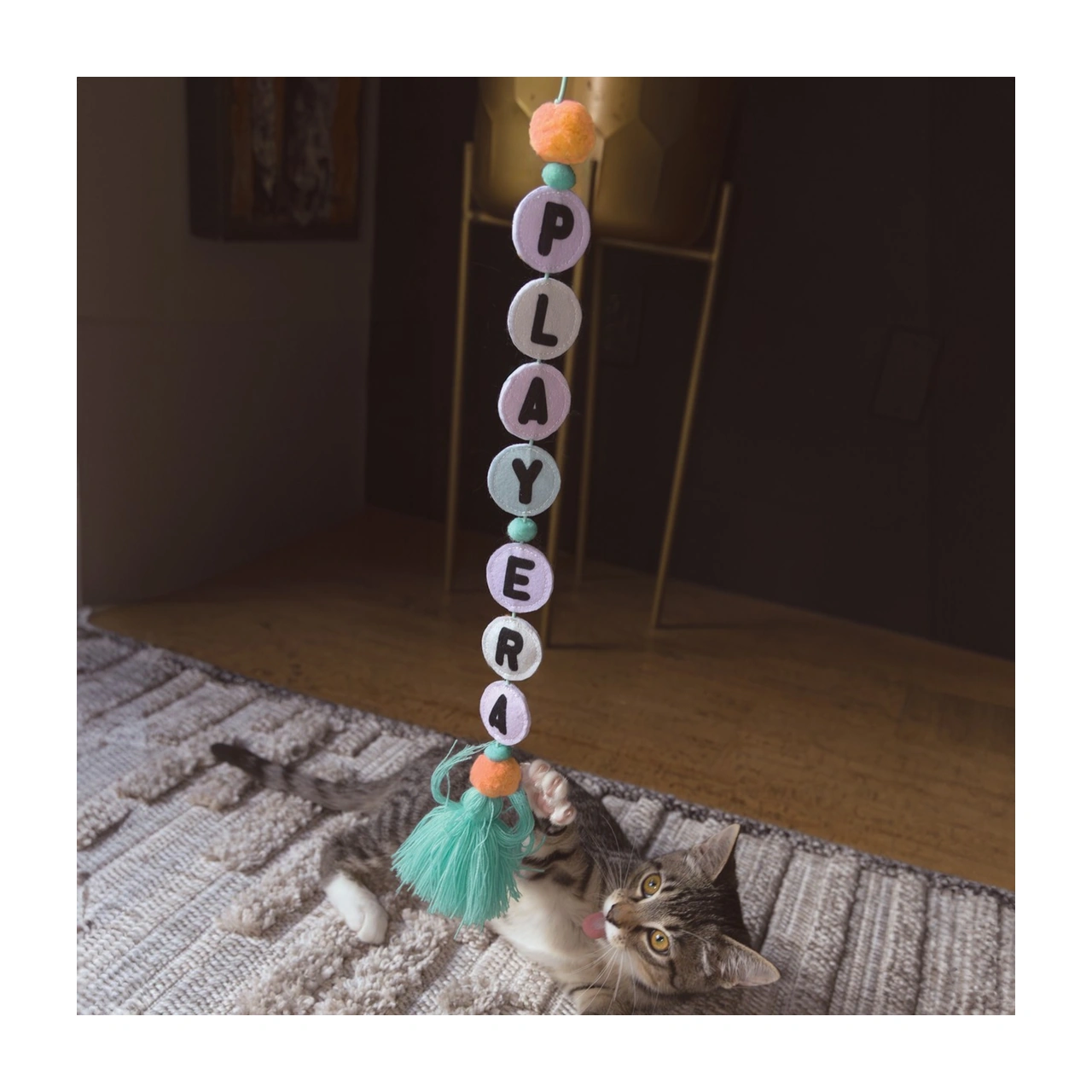 KONG Teaser Friendship drillepind til kat 102 cm med catnip